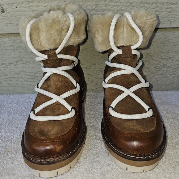 Pajar Canada Ophelia Womens Leather/Faux Fur Waterproof Winter Boots Size 39 - Picture 2 of 10